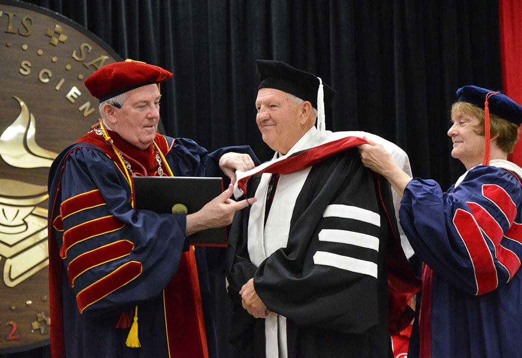 Mike Gostomski receives honorary doctorate at Saint Mary’s commencement