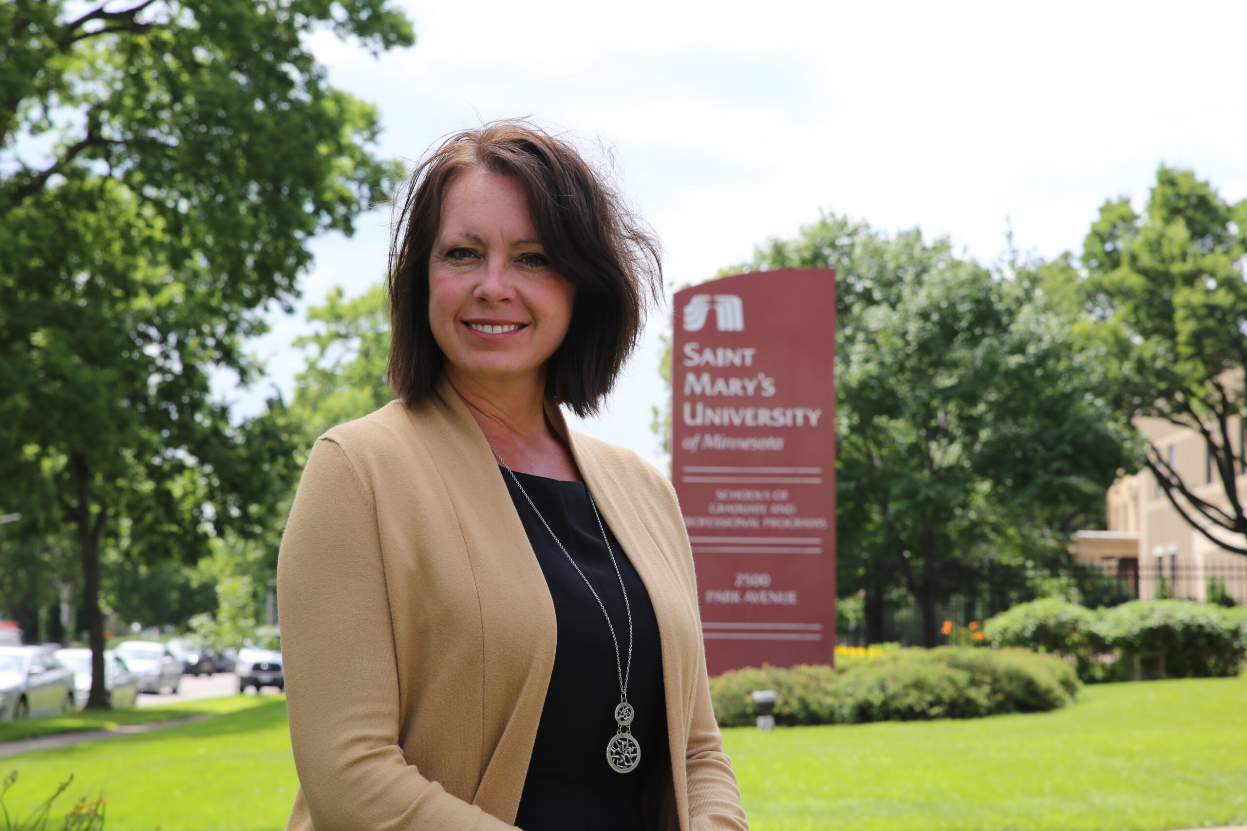 Alumna shares passion for teaching through leadership